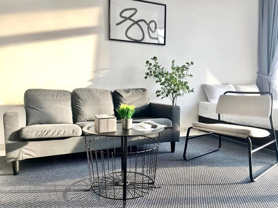 Beacon Executive Suites #Minimalist #Skypool #Georgetown #6Pax #2Br 2Bath #3 Queen #Quality Well Maintained #Private Host 0*, ジョージタウン マレーシア